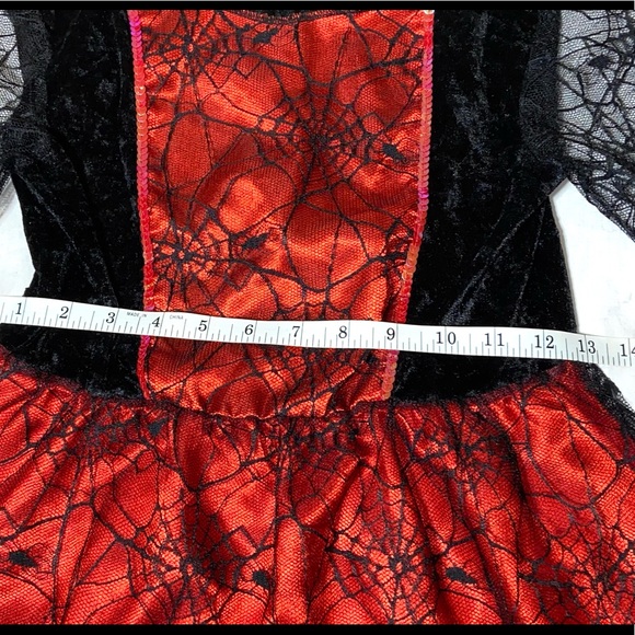 Red Spider Witch Costume for ages 8-10 (size 8-10?) - Picture 3 of 7